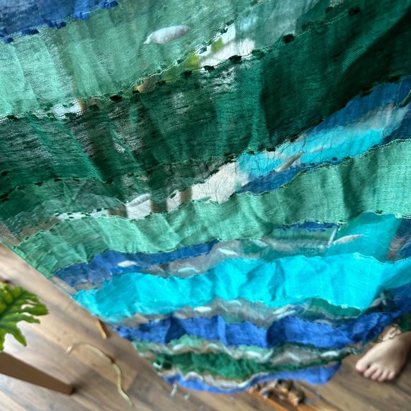 Artisan silk scarf - Picture 4 of 10